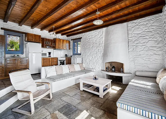 Diasella 1 Villa Pirgos (Serifos)